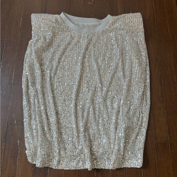 Endless Rose Anthropologie Gold Sequin Shoulder Pad Top Size Small - Picture 3 of 7